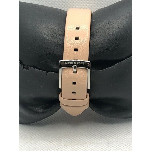 Michael Kors MK2778 Unisex Pink Leather Analog Sil - Picture 4 of 9